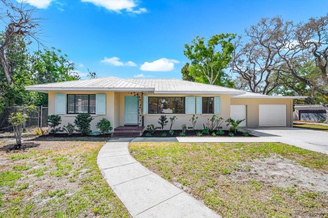 7807 SENRAB DRIVE, Bradenton, FL 34209