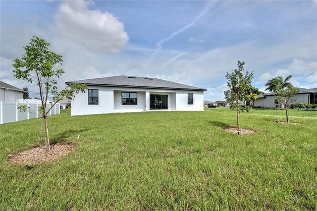 3331 NW 5th ST, Cape Coral, FL 33993