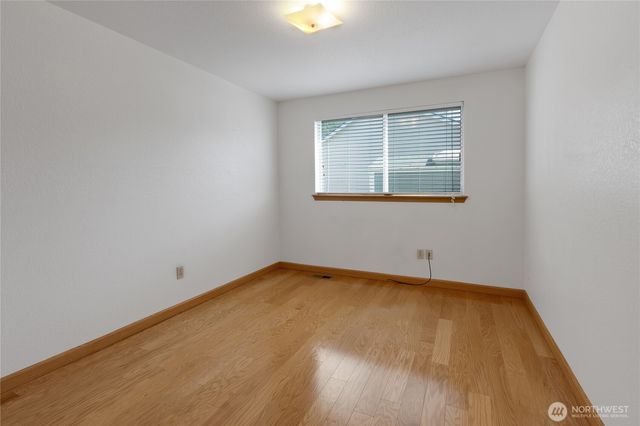 11920 4th Avenue E, Tacoma, WA 98445