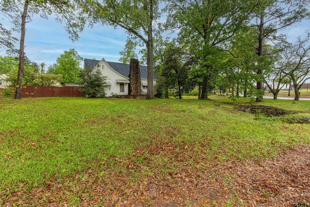 702 E North St, Kilgore, TX 75662