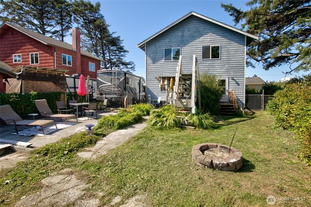 45 S Third Street, Pacific Beach, WA 98571