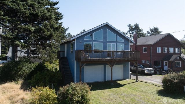 45 S Third Street, Pacific Beach, WA 98571