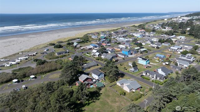 45 S Third Street, Pacific Beach, WA 98571