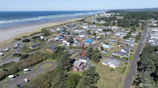 45 S Third Street, Pacific Beach, WA 98571