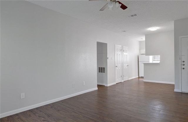 9507 Kempler DR, Austin, TX 78748