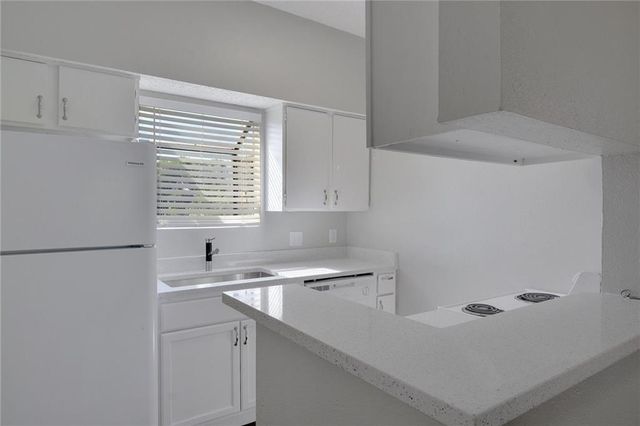 9507 Kempler DR, Austin, TX 78748