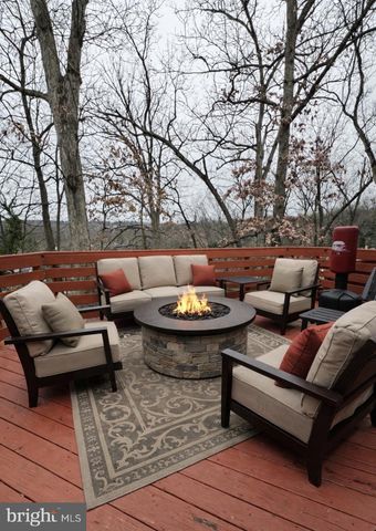 8415 SNOWDEN OAKS PL, Laurel, MD 20708