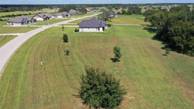 10239 Henley Cove, Iola, TX 77861