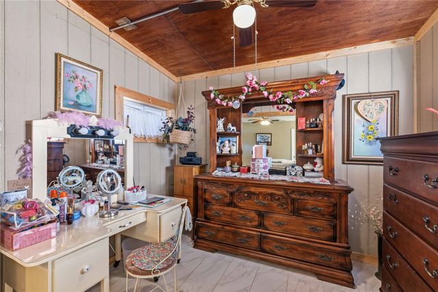 15217 Highway 6, Carbon, TX 76435