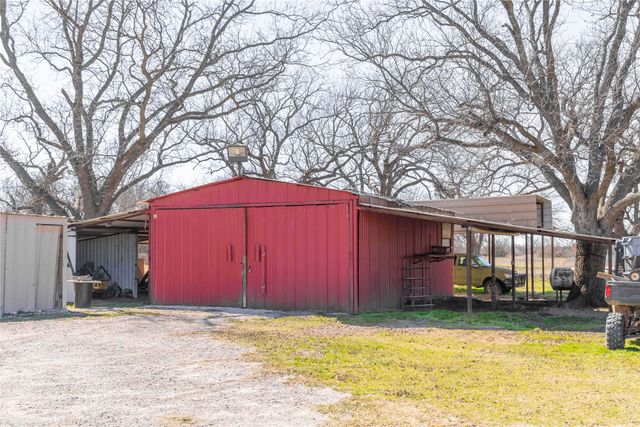 15217 Highway 6, Carbon, TX 76435