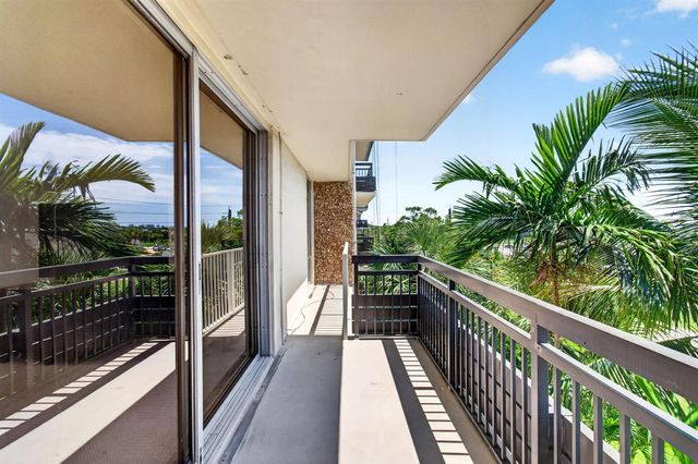 555 NW 4 Avenue 4230, Boca Raton, FL 33432