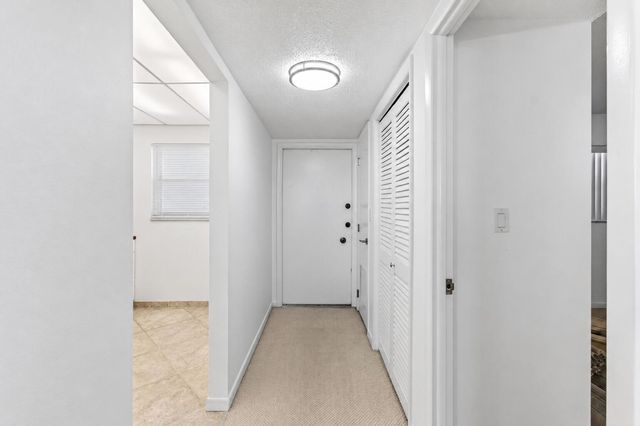 555 NW 4 Avenue 4230, Boca Raton, FL 33432