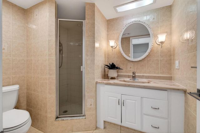 555 NW 4 Avenue 4230, Boca Raton, FL 33432