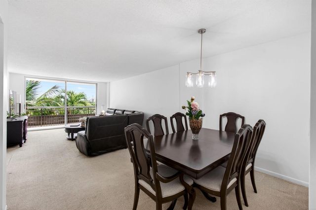 555 NW 4 Avenue 4230, Boca Raton, FL 33432