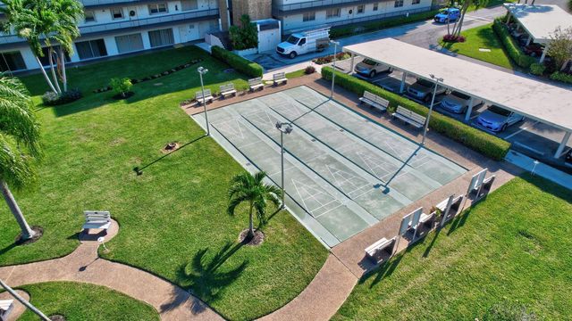 555 NW 4 Avenue 4230, Boca Raton, FL 33432