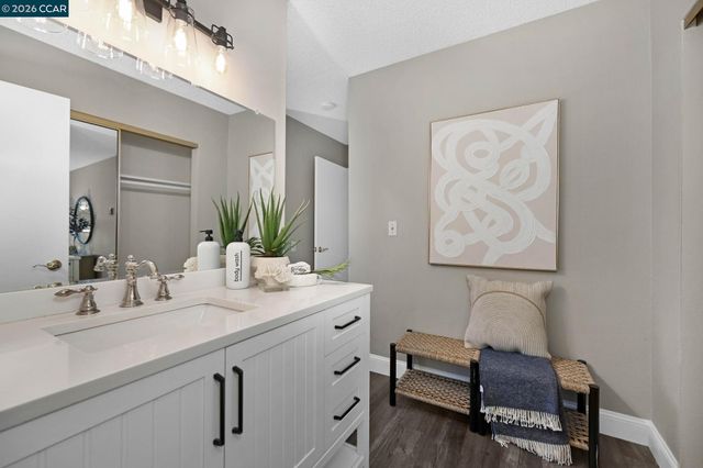 1129 Ptarmigan Dr 3, Walnut Creek, CA 94595