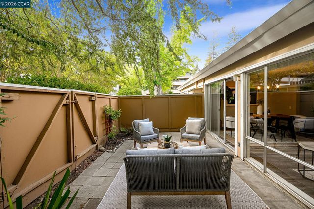 1129 Ptarmigan Dr 3, Walnut Creek, CA 94595