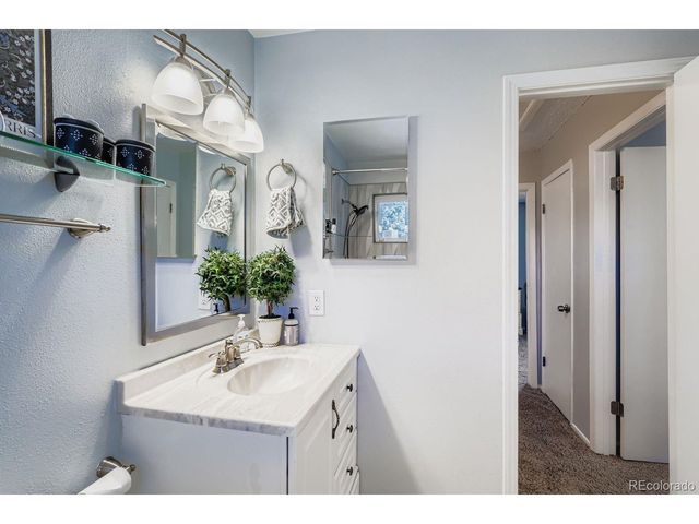 1997 S Peoria St, Aurora, CO 80014