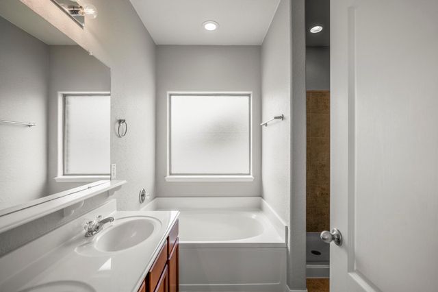 631 E Newport Bend, Katy, TX 77494