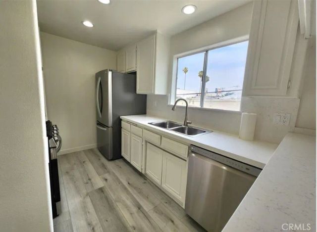 14631 Dickens Street 11, Sherman Oaks, CA 91403
