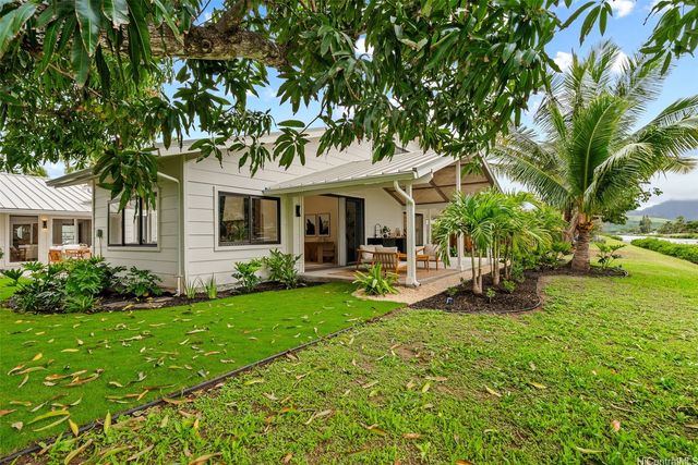 1251 Kainui Drive, Kailua, HI 96734