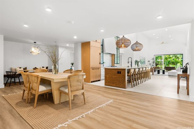 1251 Kainui Drive, Kailua, HI 96734