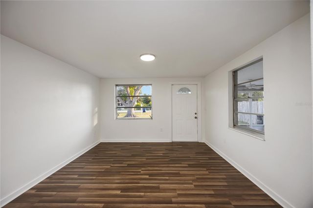 306 E LANGSNER STREET, Englewood, FL 34223