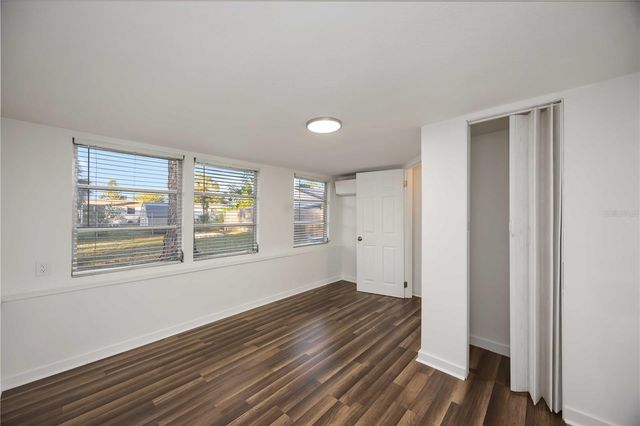 306 E LANGSNER STREET, Englewood, FL 34223