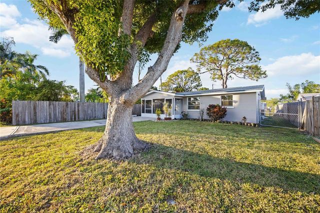 306 E LANGSNER STREET, Englewood, FL 34223