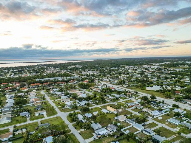 306 E LANGSNER STREET, Englewood, FL 34223