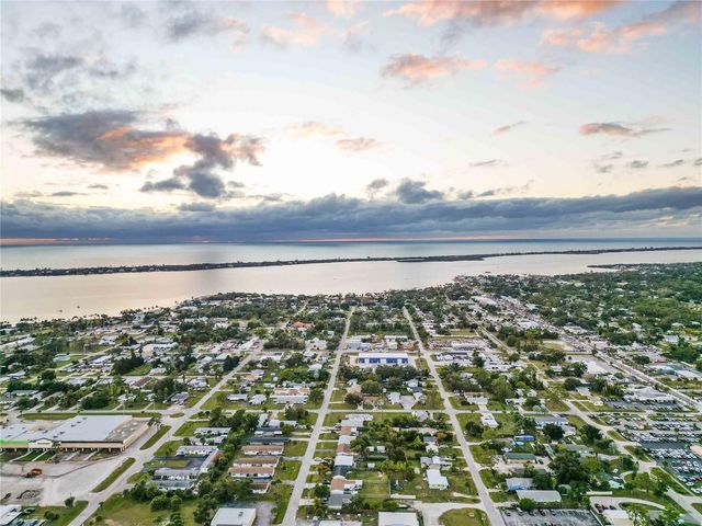 306 E LANGSNER STREET, Englewood, FL 34223