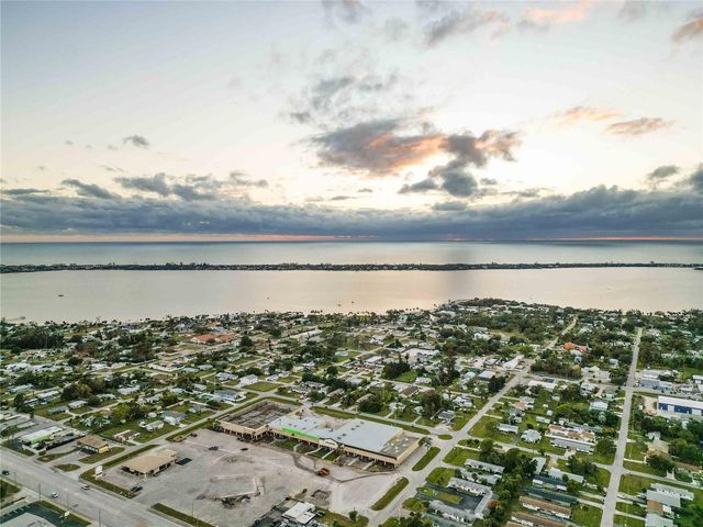 306 E LANGSNER STREET, Englewood, FL 34223