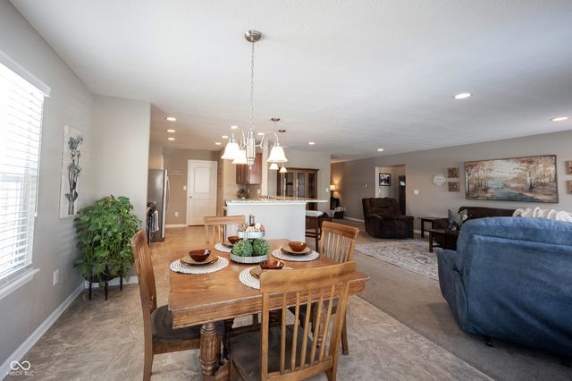 4678 W Otway Lane, New Palestine, IN 46163