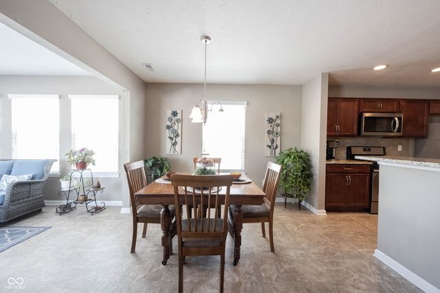 4678 W Otway Lane, New Palestine, IN 46163