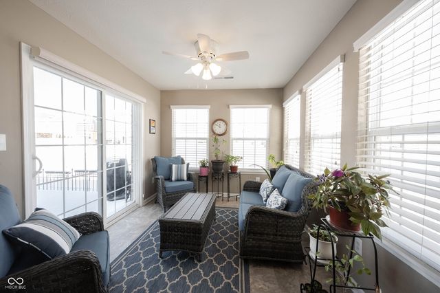 4678 W Otway Lane, New Palestine, IN 46163