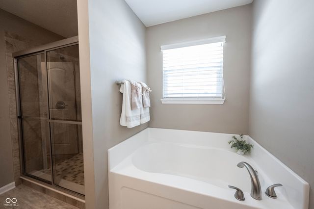 4678 W Otway Lane, New Palestine, IN 46163