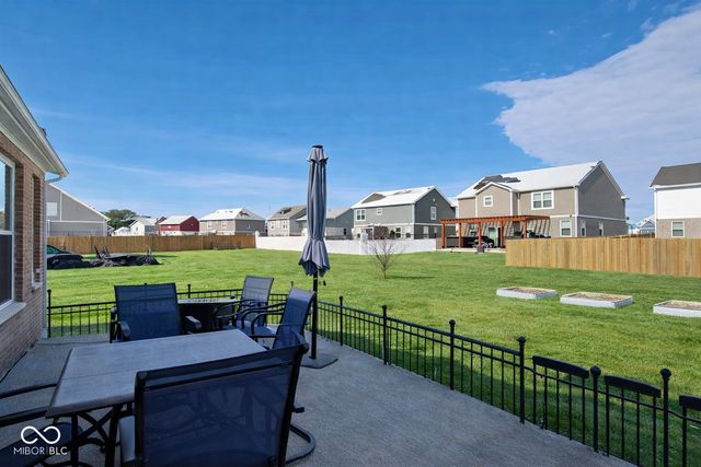 4678 W Otway Lane, New Palestine, IN 46163