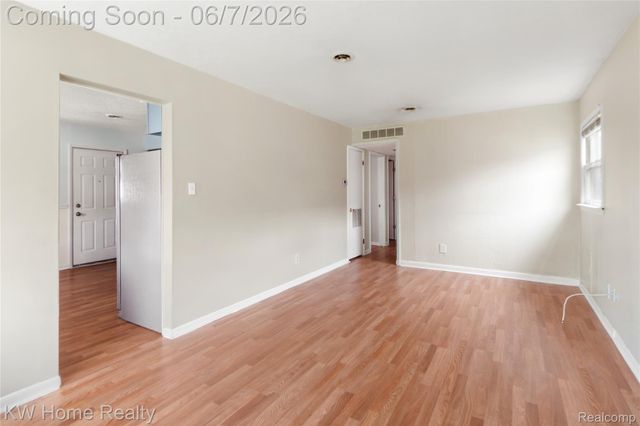 5659 Lathers Street, Garden City, MI 48135