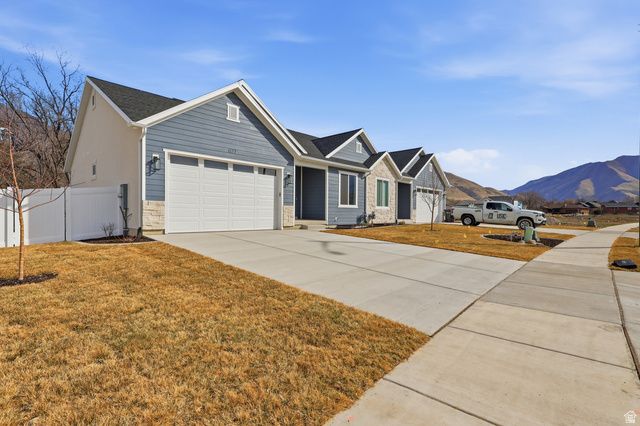 677 E 800 S ST, Springville, UT 84663