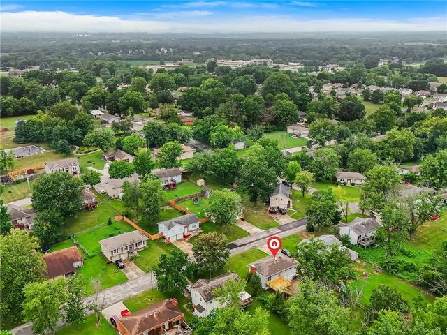 1229 Michele Drive, Excelsior Springs, MO 64024