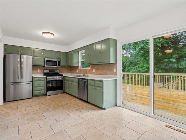 1229 Michele Drive, Excelsior Springs, MO 64024