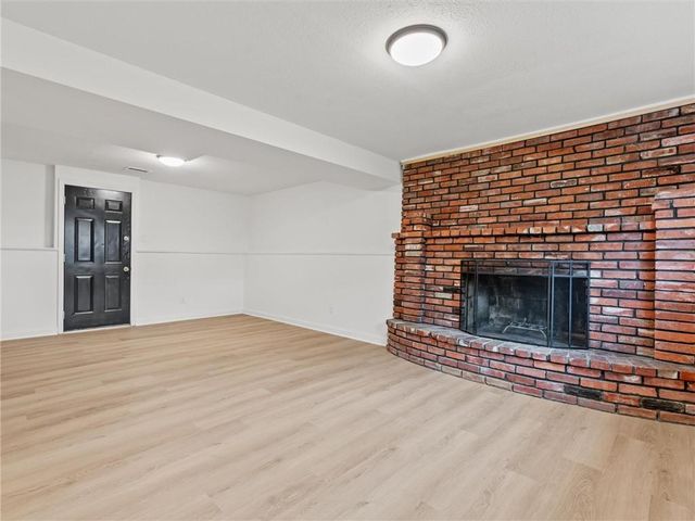 1229 Michele Drive, Excelsior Springs, MO 64024