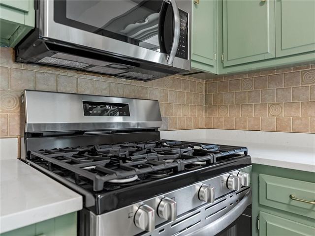 1229 Michele Drive, Excelsior Springs, MO 64024