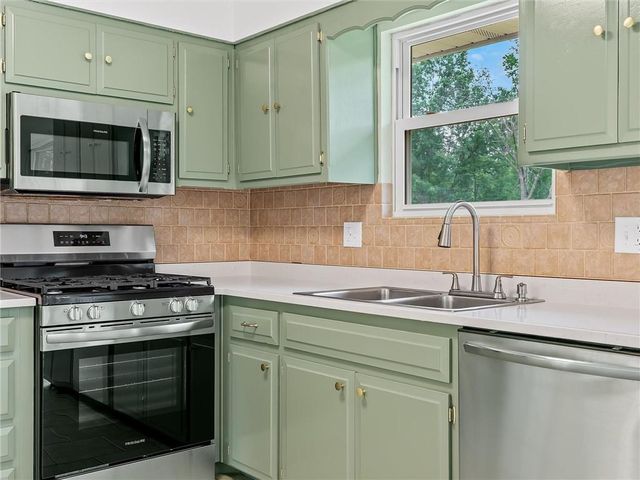 1229 Michele Drive, Excelsior Springs, MO 64024