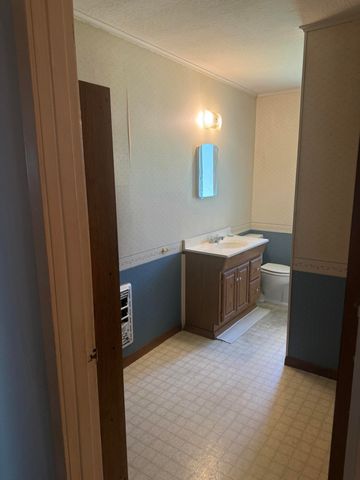 103 Elizabeth Ave., Petal, MS 39465