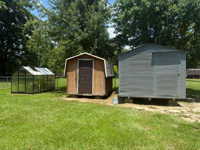 103 Elizabeth Ave., Petal, MS 39465