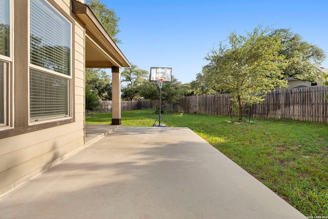 20307 Hillbrook Park, San Antonio, TX 78259