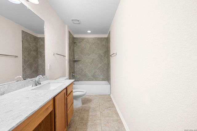 20307 Hillbrook Park, San Antonio, TX 78259