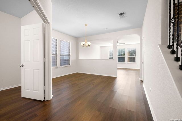 20307 Hillbrook Park, San Antonio, TX 78259