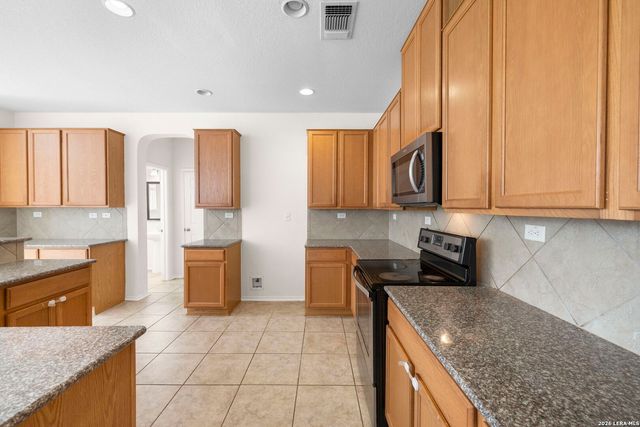 20307 Hillbrook Park, San Antonio, TX 78259